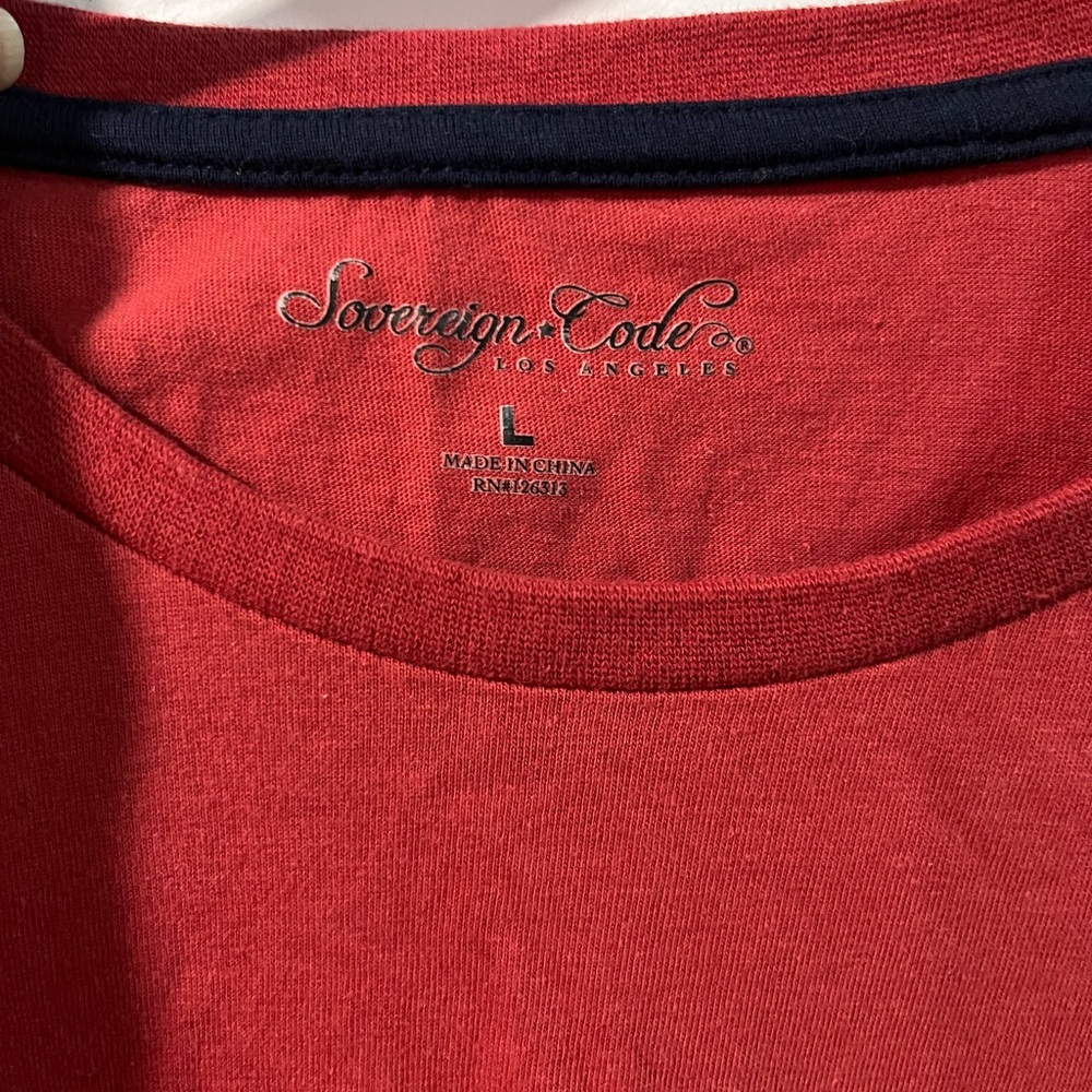 Sovereign Code Red Graphic Pocket Tee - Picture 3 of 3